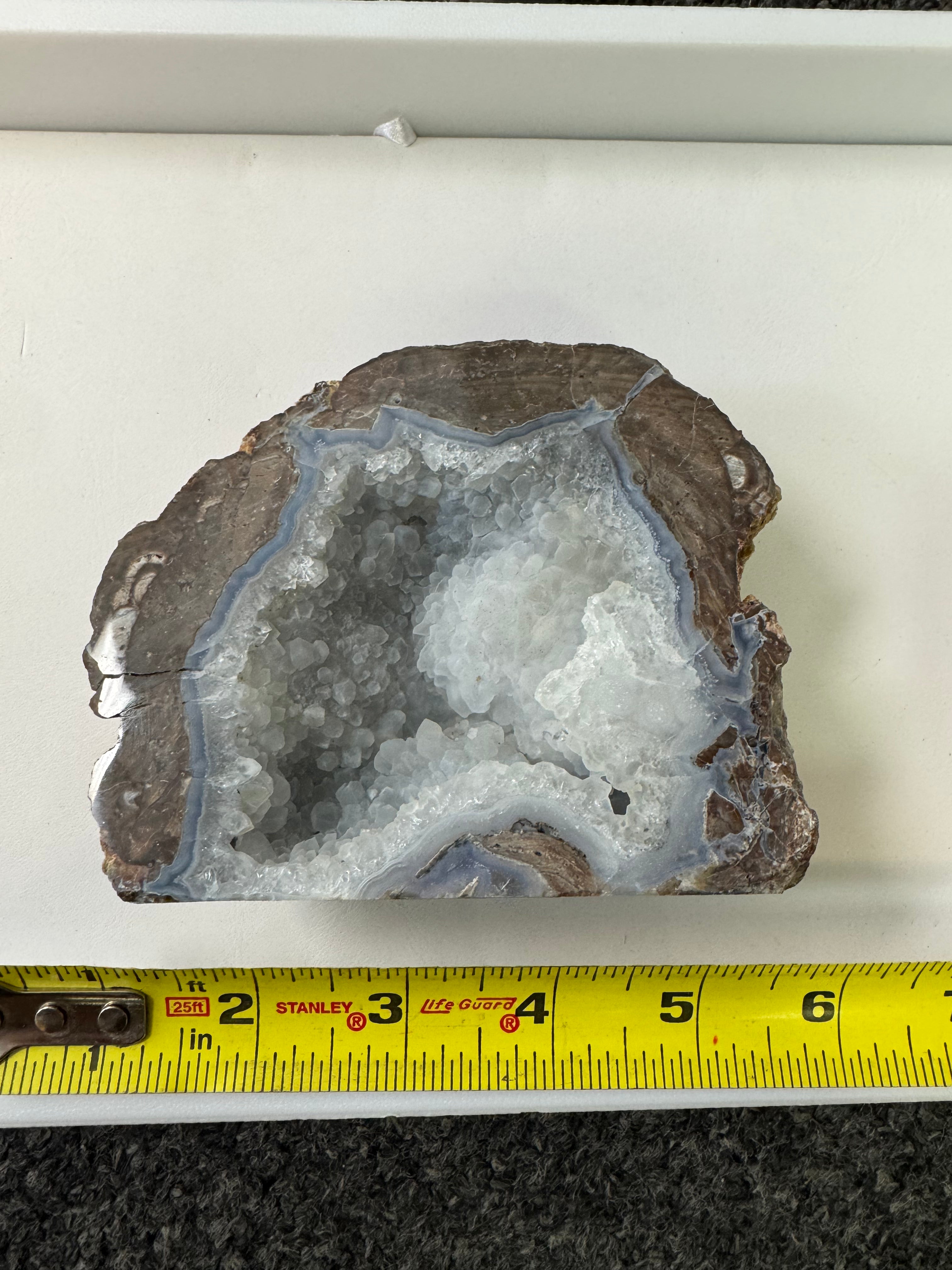 Dugway Geode; 669.4 grams