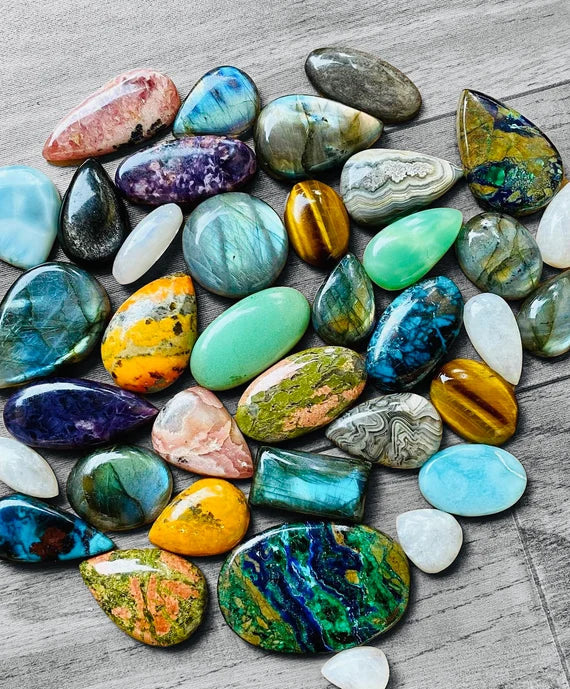 Cabochons