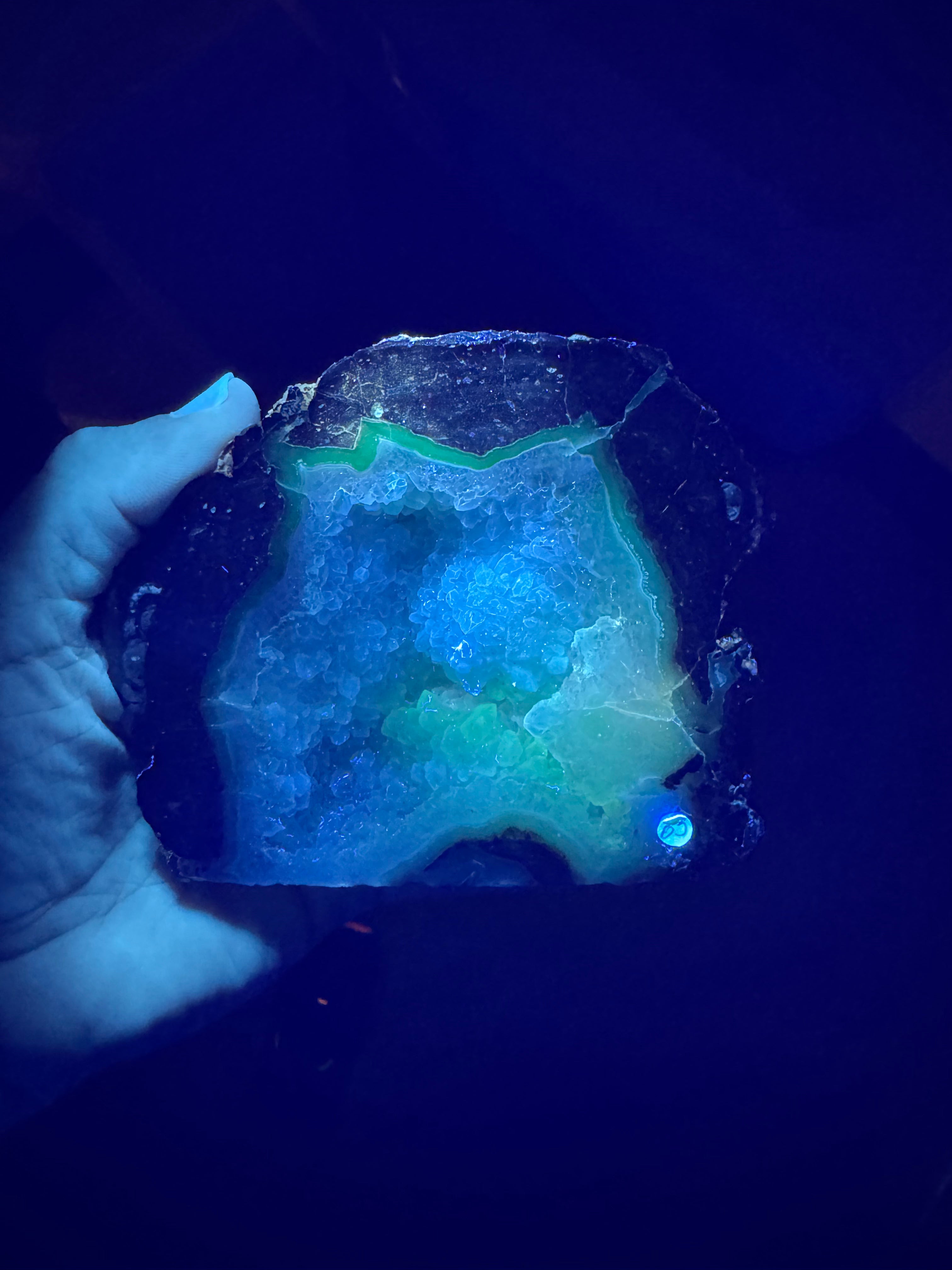 Dugway Geode; 669.4 grams